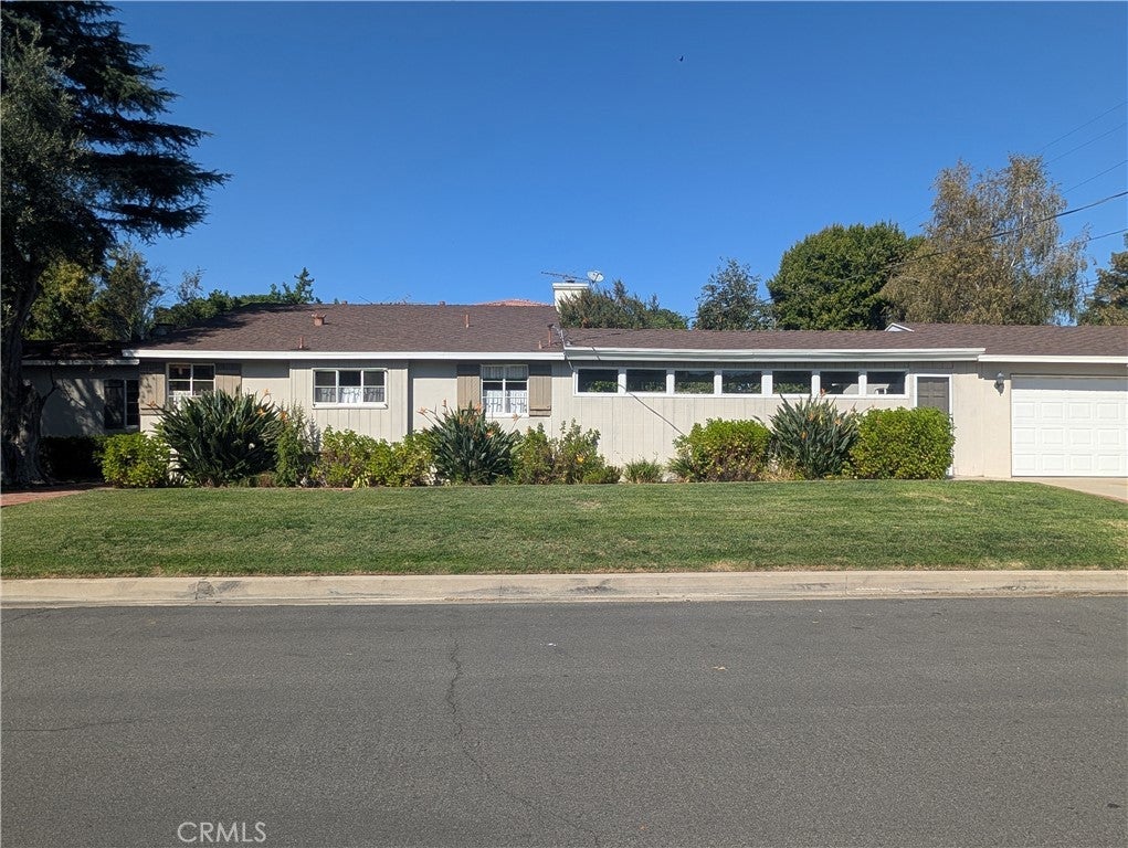 Photo of Listing #SR25234433