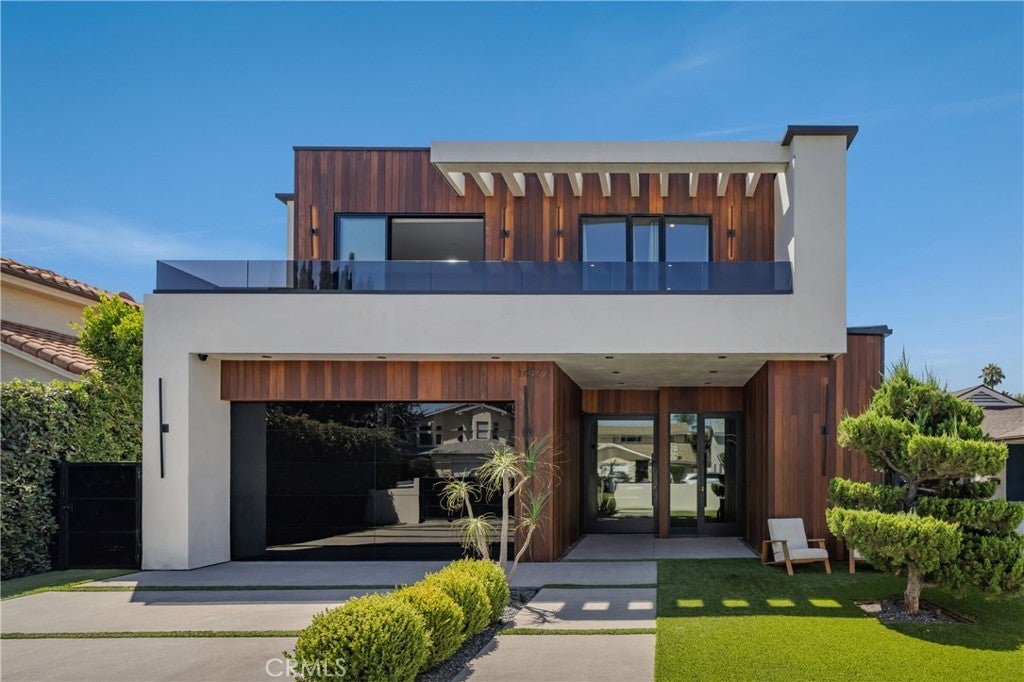 Photo of Listing #SR25235124