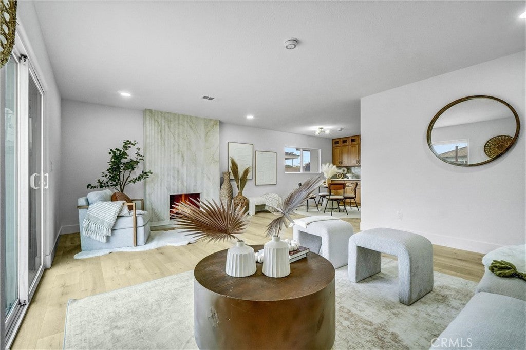 Photo of Listing #OC25235341