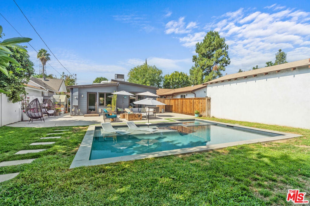 Photo of Listing #25602575