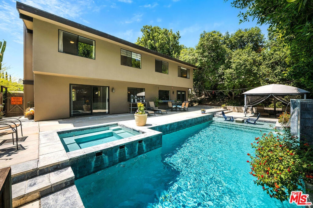 Photo of Listing #25603419