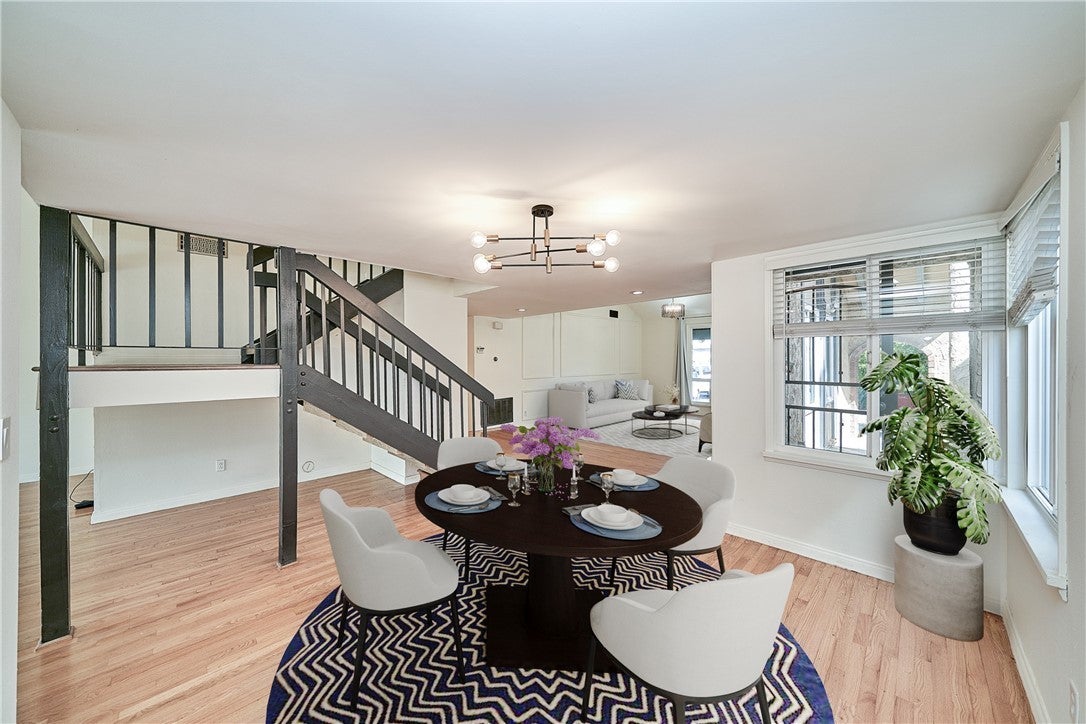 Photo of Listing #SR25235791