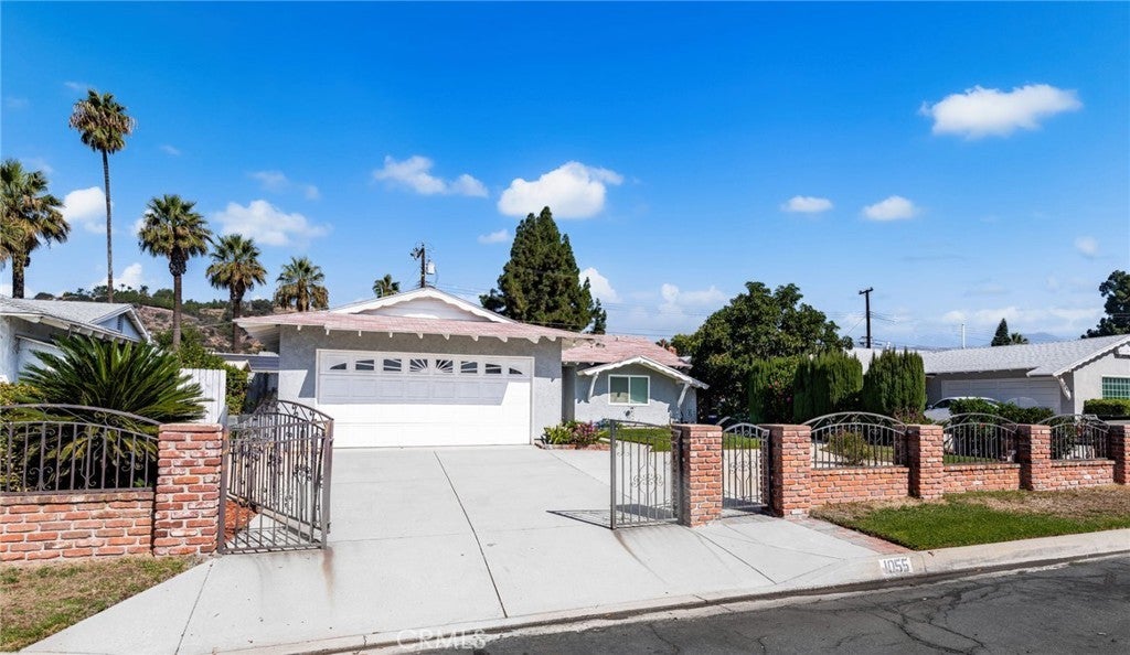 Photo of Listing #CV25234393