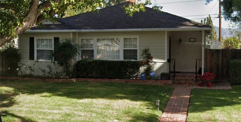 Photo of Listing #SR25235188