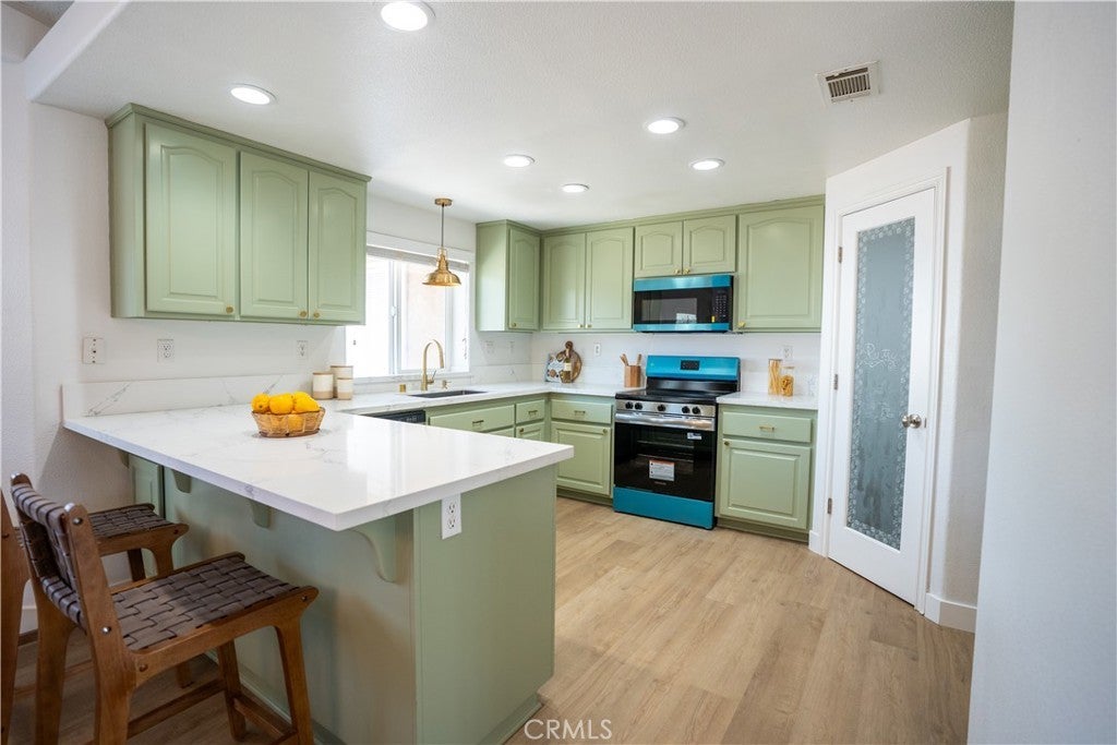 Photo of Listing #CV25236110