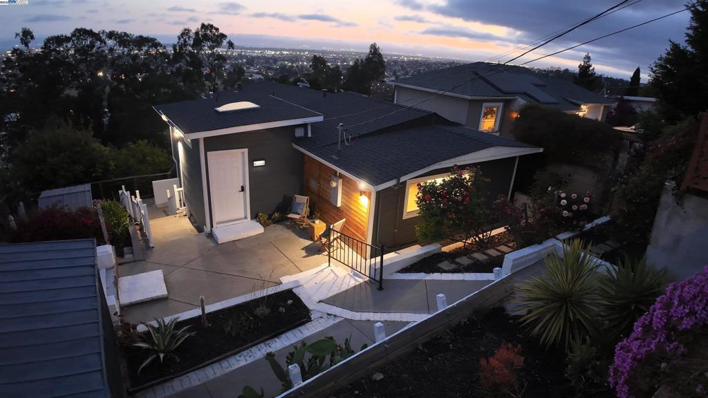 Photo of Listing #41114273