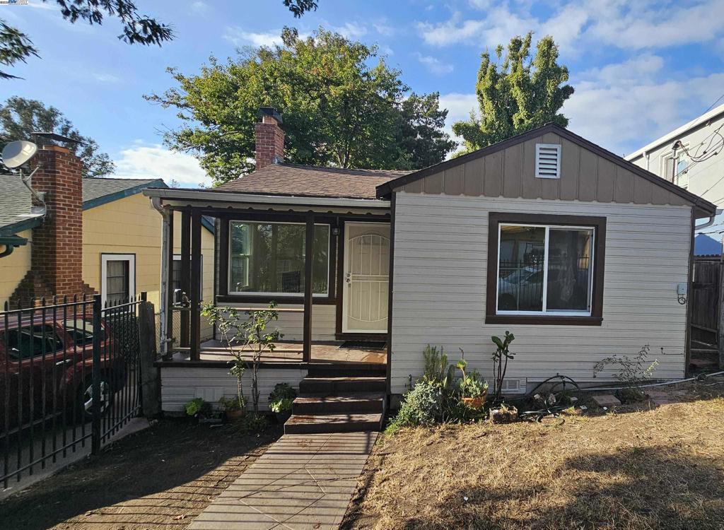 Photo of Listing #41114276