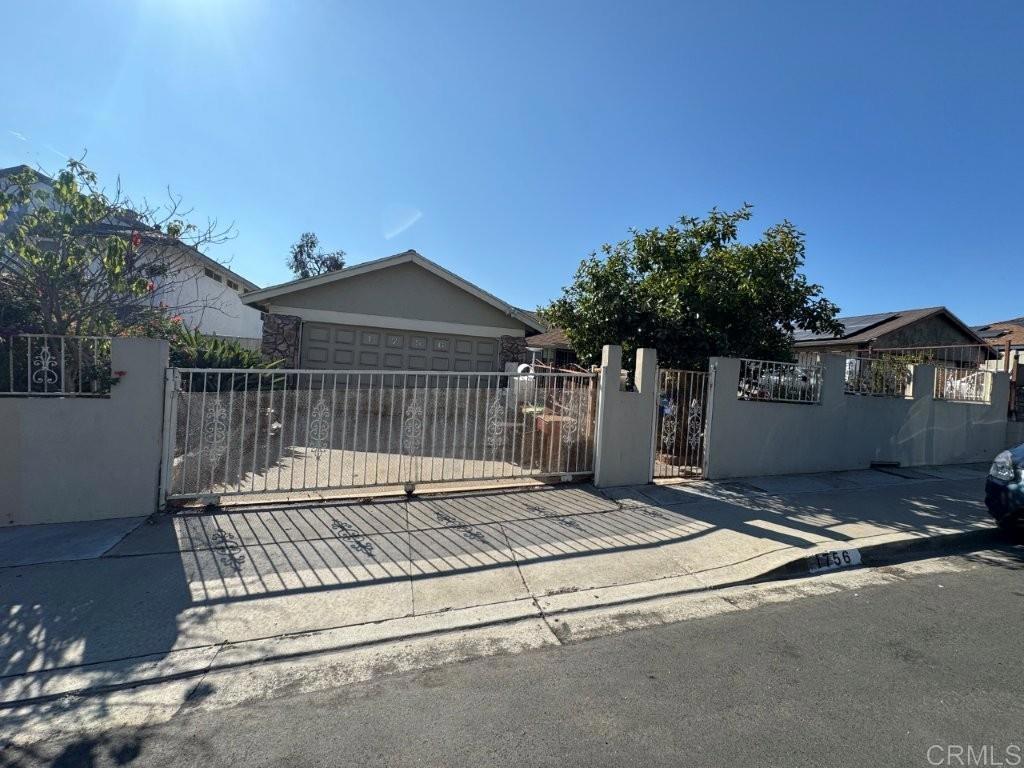 Photo of Listing #PTP2507713