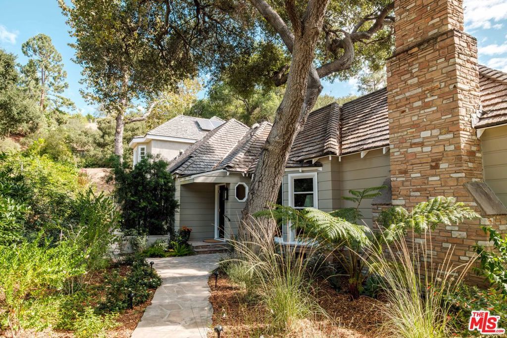 Photo of Listing #25603097