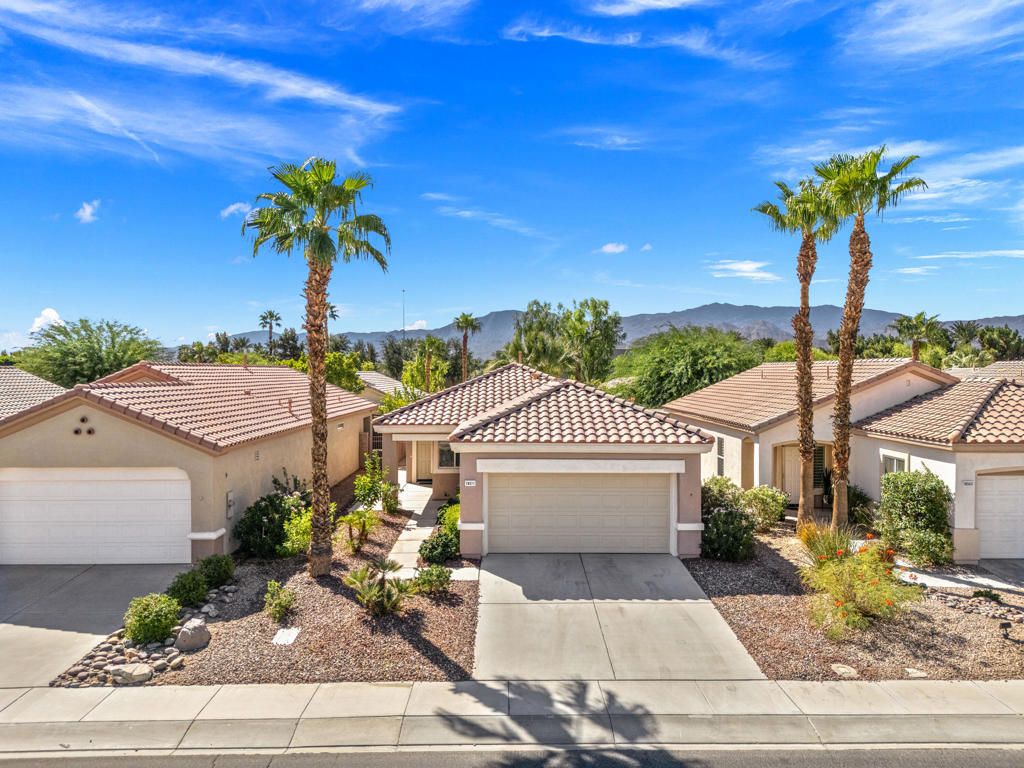 78571 Glastonbury Way, Palm Desert