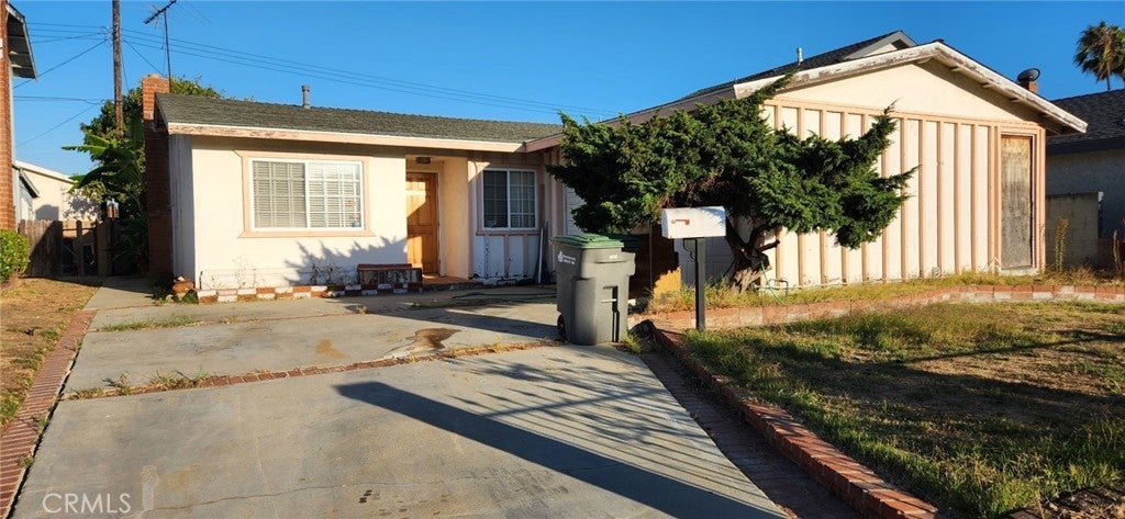 Photo of Listing #SB25232496