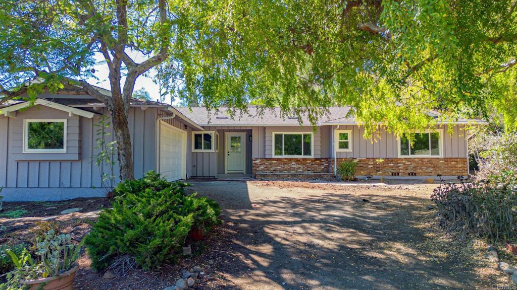 Photo of Listing #PTP2507733