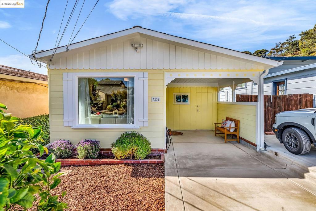 Photo of Listing #41114361