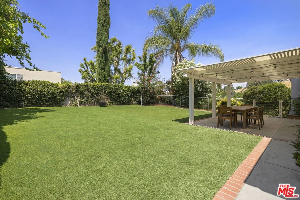 Photo of Listing #25604371