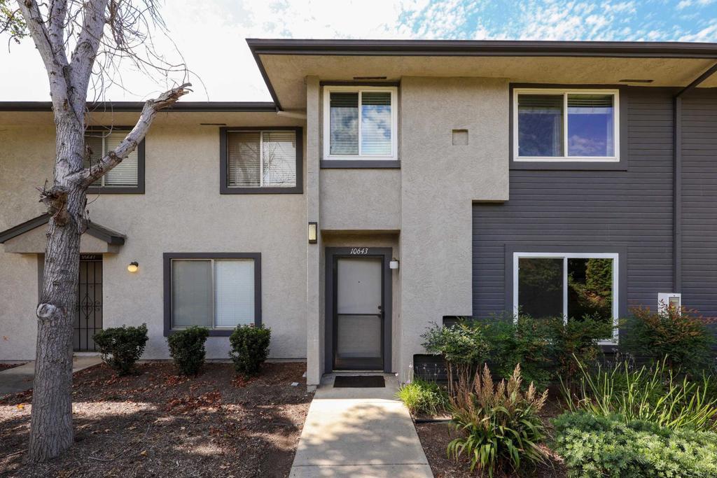 Photo of Listing #PTP2507743