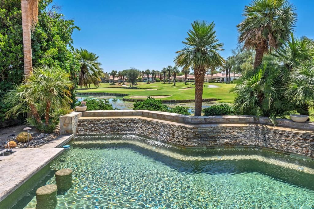 55340 Southern, La Quinta