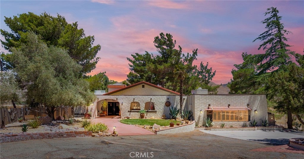 Photo of Listing #IV25237256