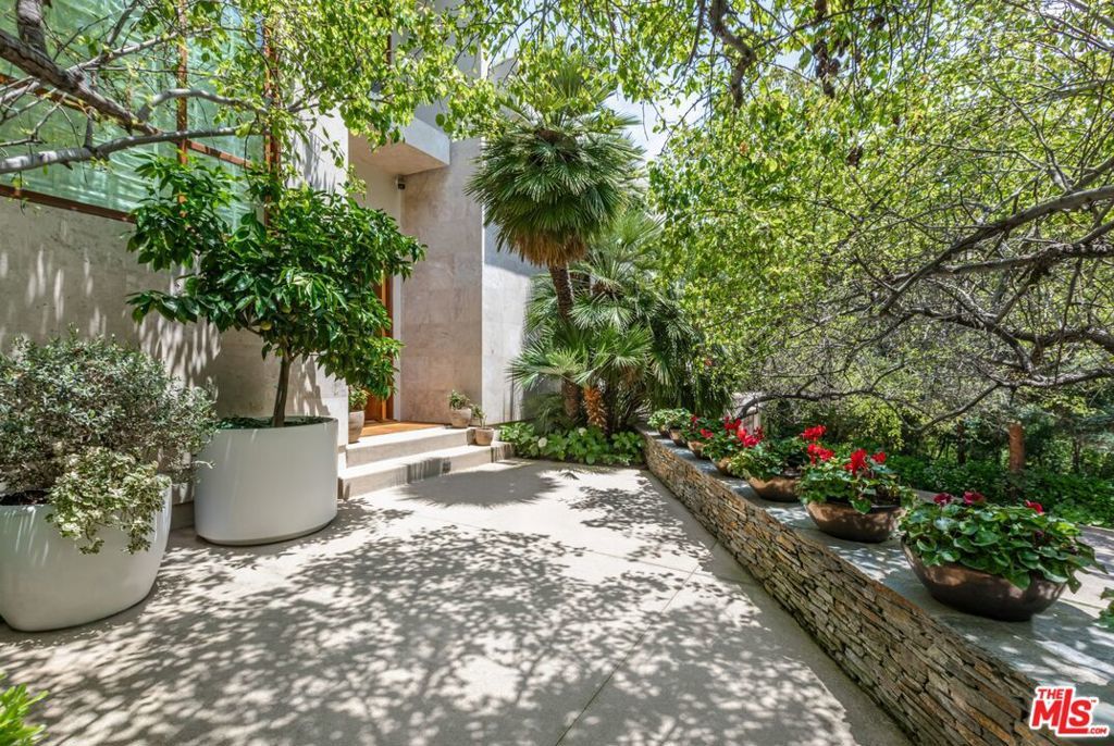 Photo of Listing #25604701