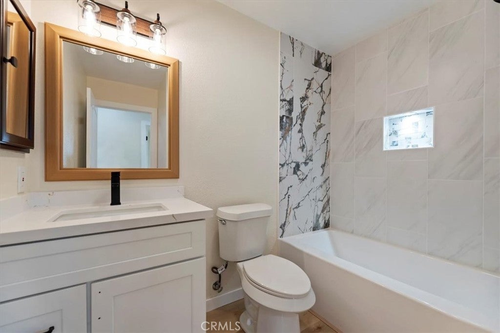 Photo of Listing #HD25237468