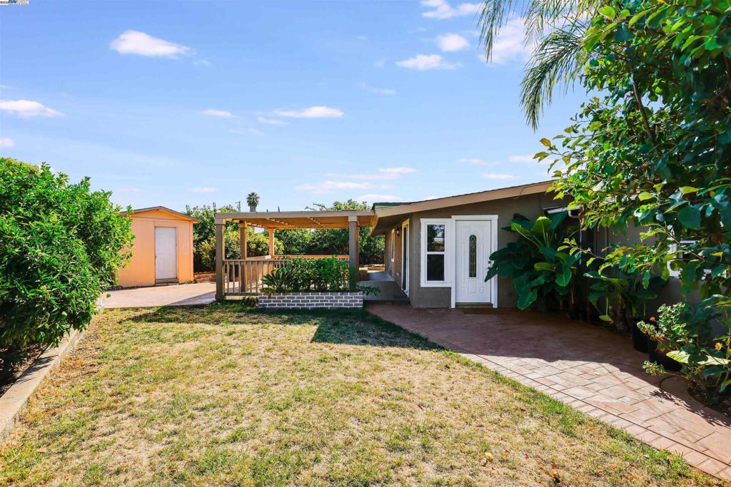 Photo of Listing #41114493