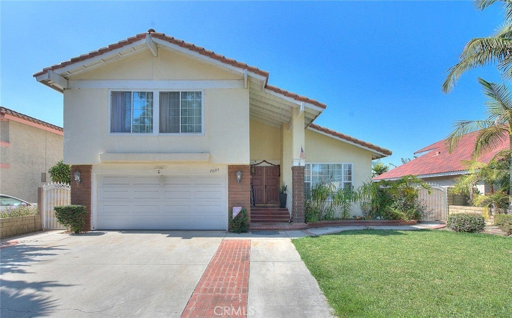 Photo of Listing #OC25237598