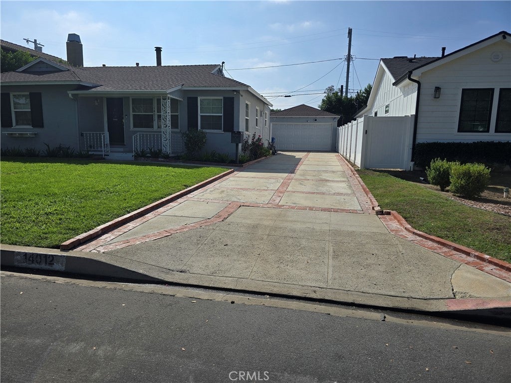 Photo of Listing #SR25234159