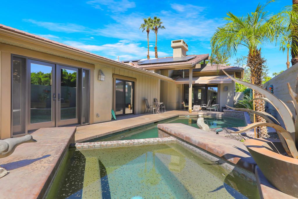 406 Red River Road, Palm Desert