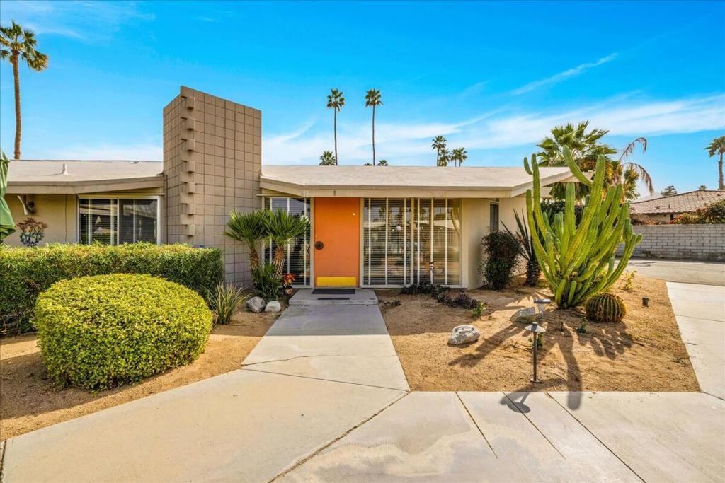 37800 Da Vall Drive # 1, Rancho Mirage