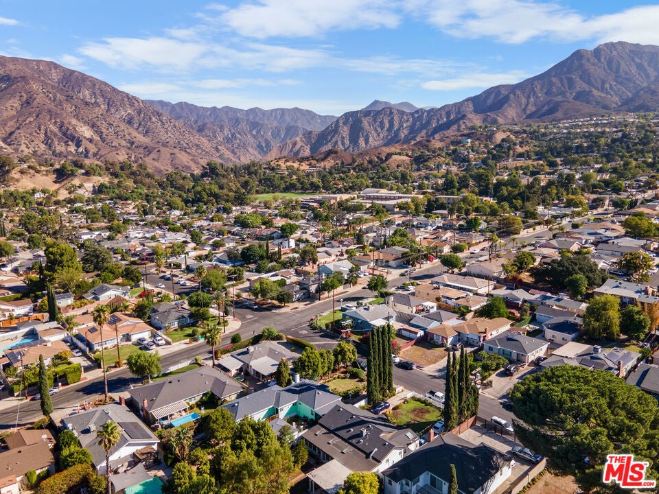 Photo of Listing #25605085