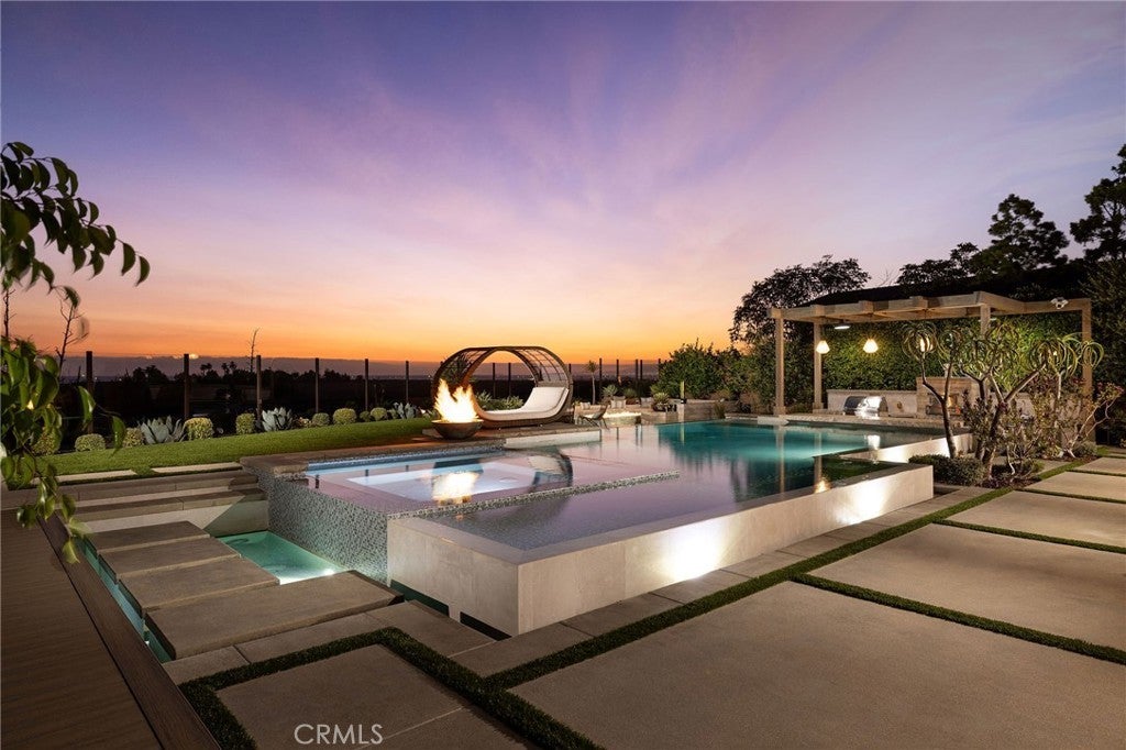 Photo of Listing #OC25238329