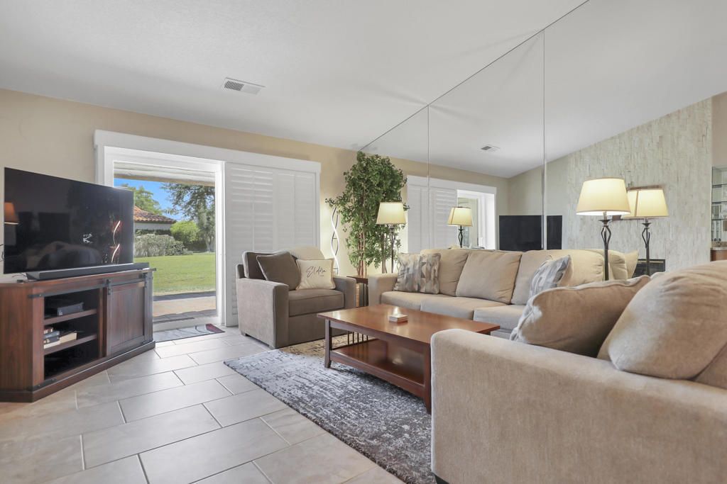 450 Desert Falls Drive N, Palm Desert