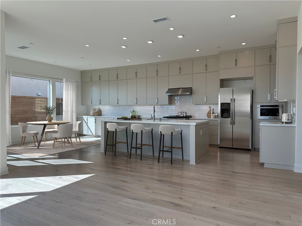 Photo of Listing #OC25238487