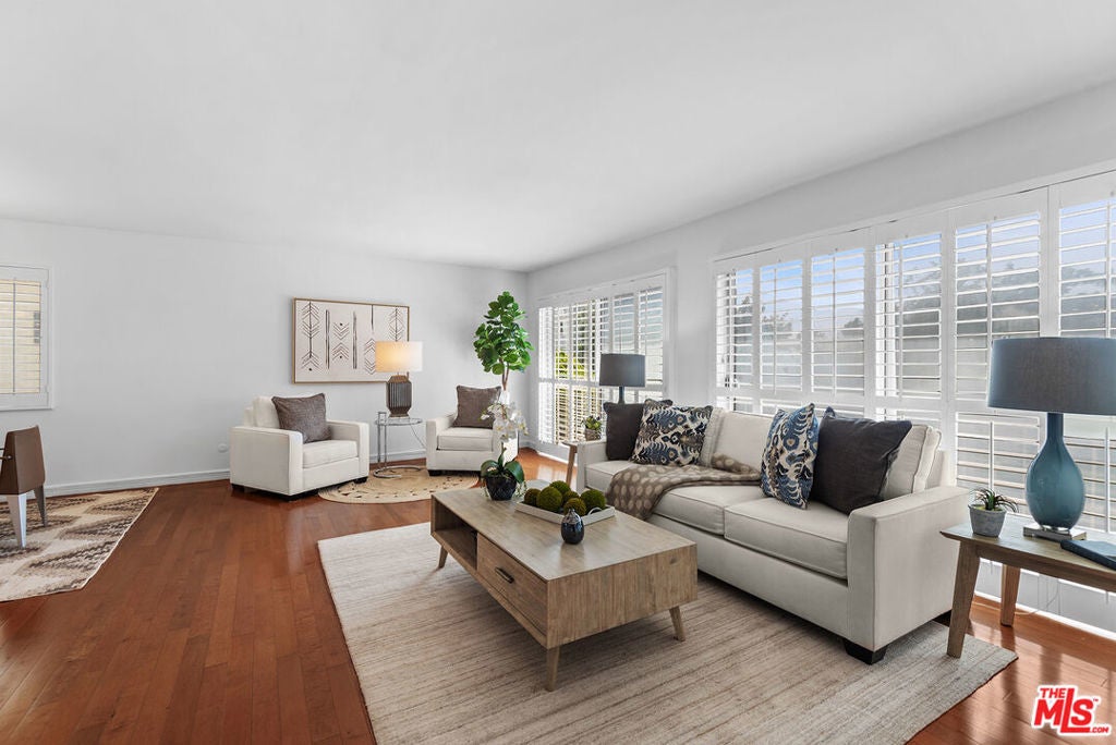 Photo of Listing #25604939