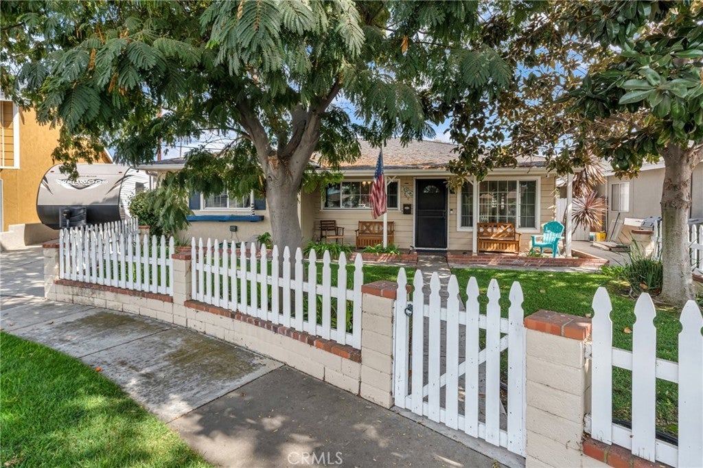 Photo of Listing #OC25238141