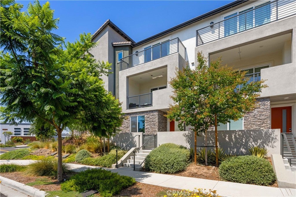 Photo of Listing #OC25239305