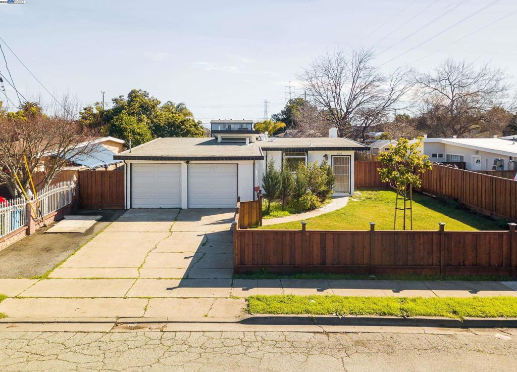 Photo of Listing #41114704