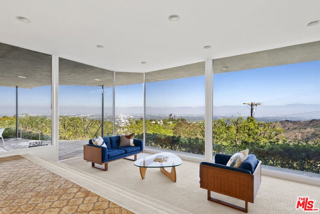 Photo of Listing #25605483