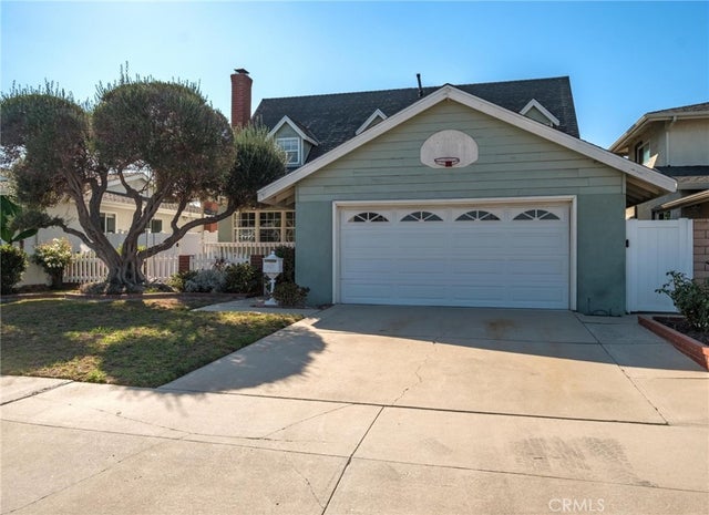 24603 Falena, Lomita.