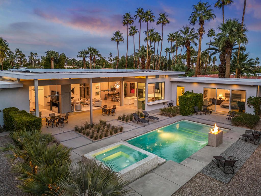 425 Via Las Palmas, Palm Springs