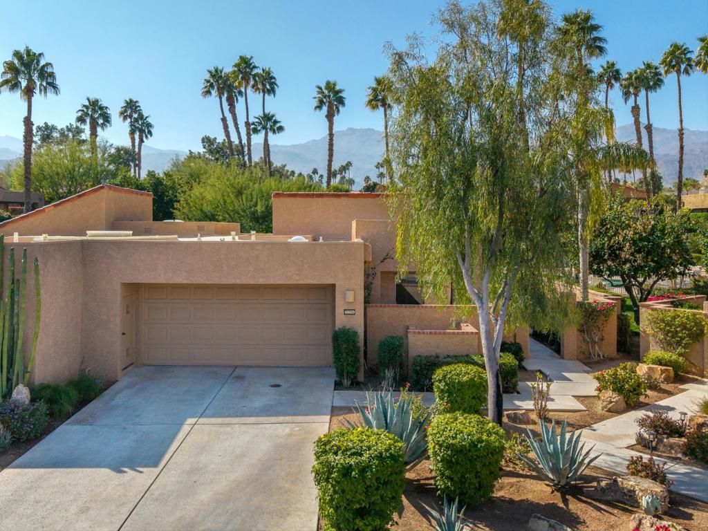 48629 Sundrop Court, Palm Desert