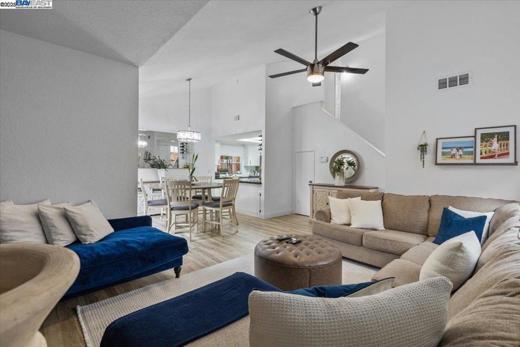 Photo of Listing #41114785