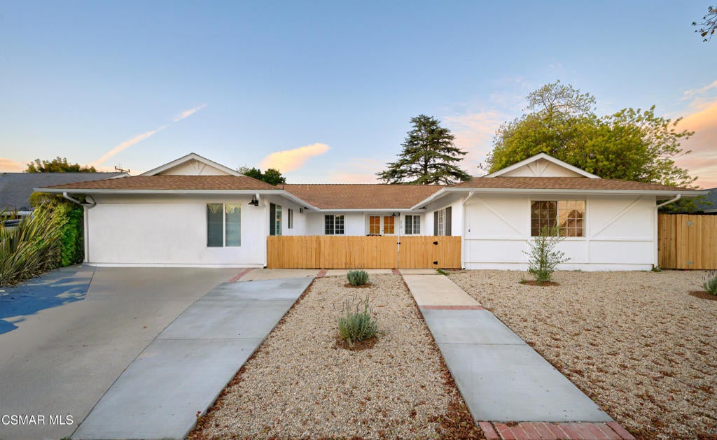 Photo of Listing #225005201