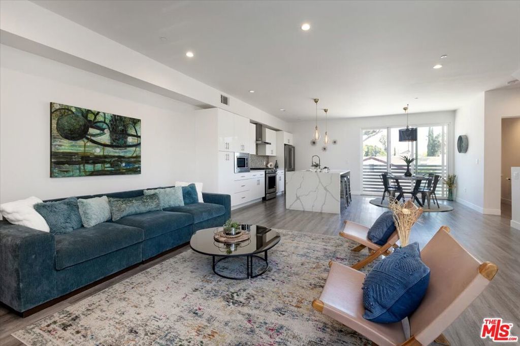 Photo of Listing #25606823