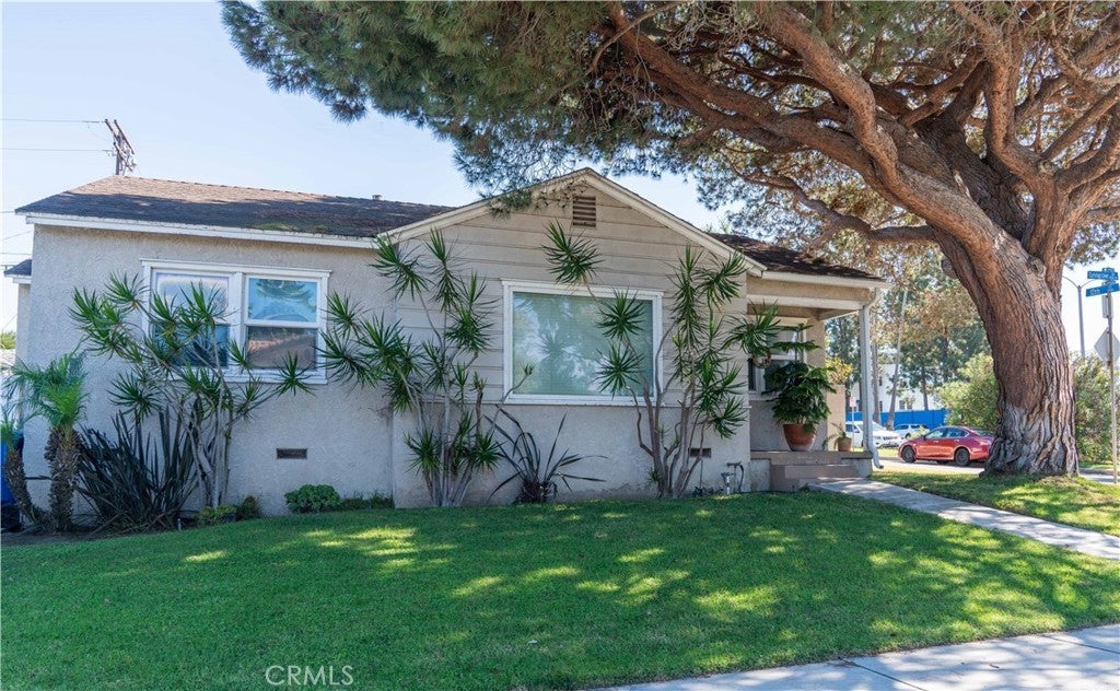 1150 Lynngrove Drive