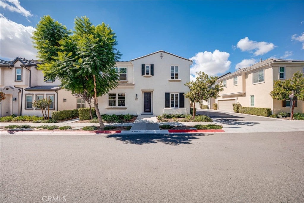 Photo of Listing #OC25241199