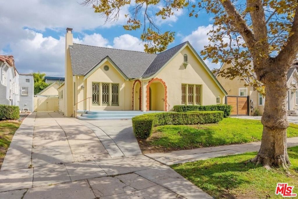 Photo of Listing #25584399