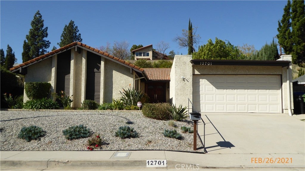 Photo of Listing #SR25238937