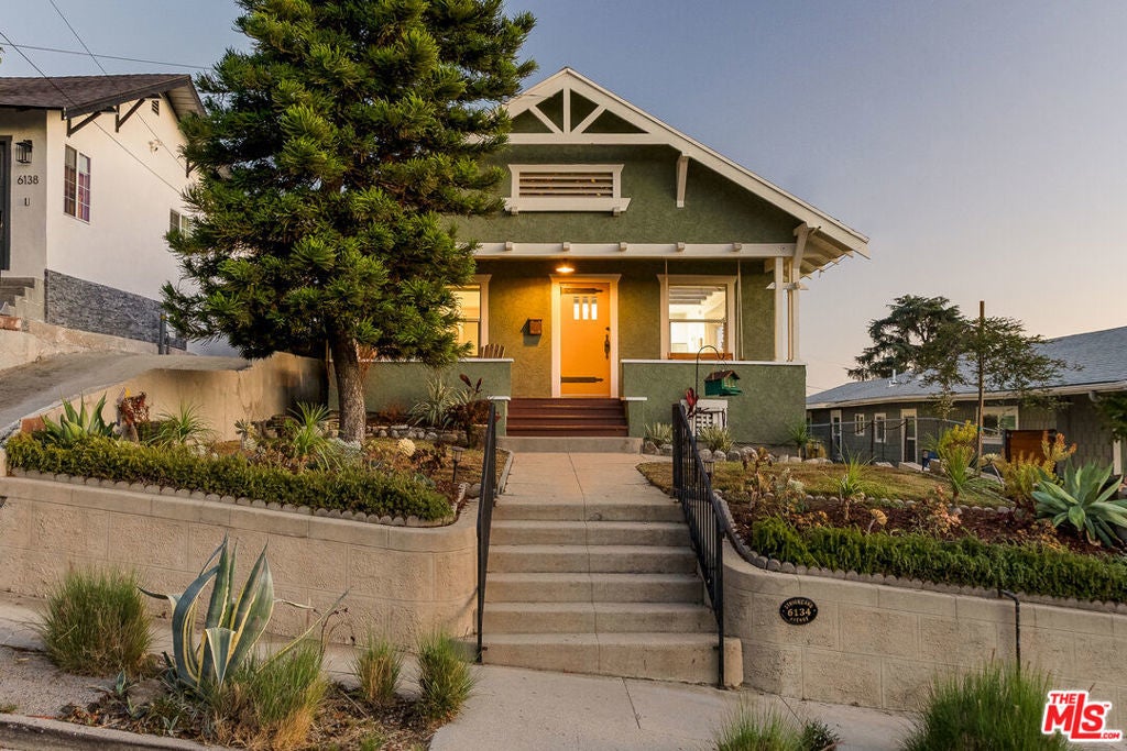 Photo of Listing #25606755