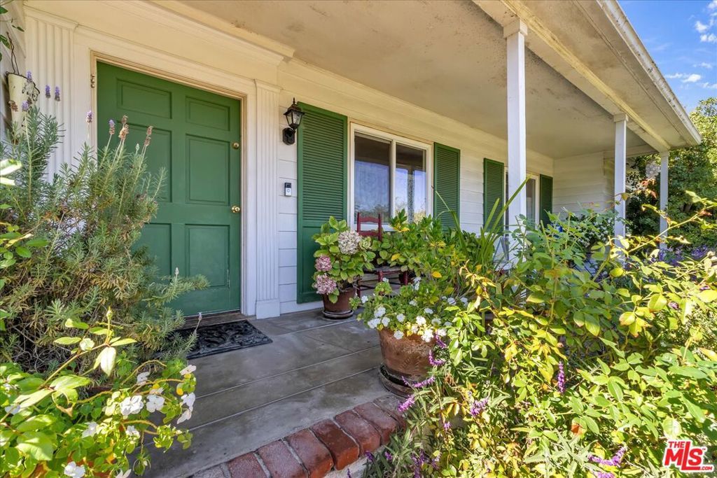 Photo of Listing #25605943