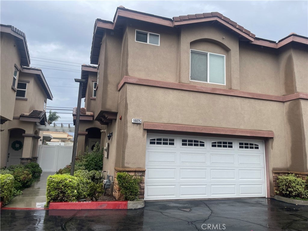 Photo of Listing #PW25241368